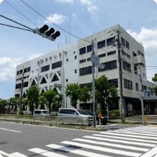 警察署